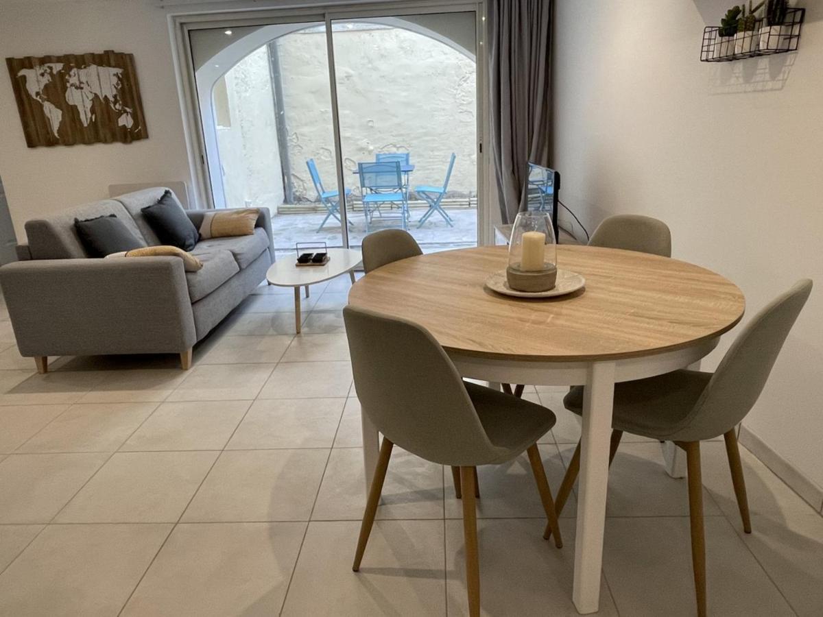 Apartment Climatise Avec Cour En Centre *